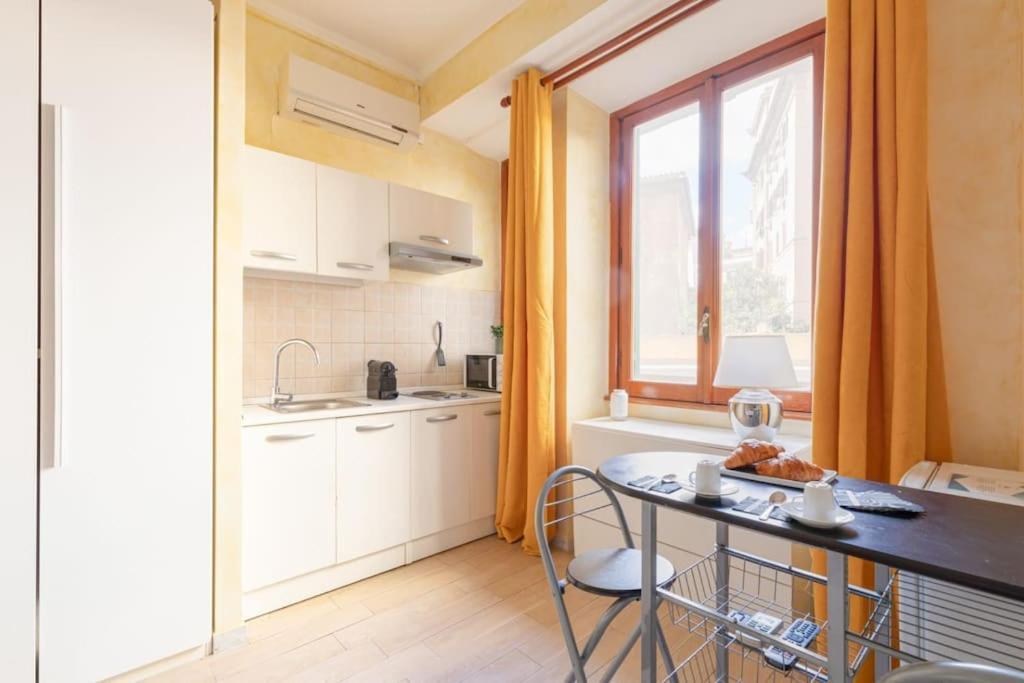 Private Suite In A Guest House With Private Bathroom N3 Rome Extérieur photo